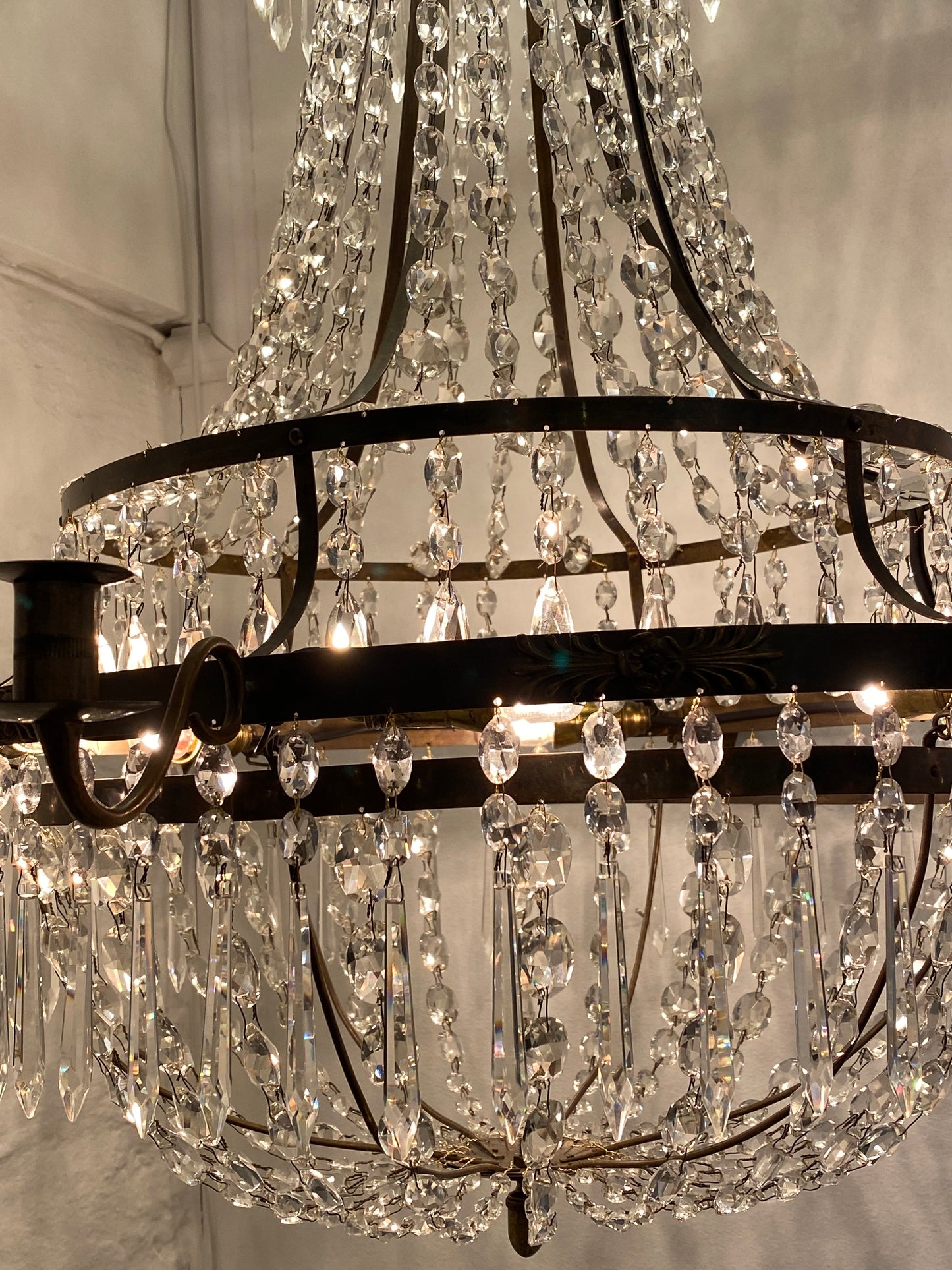 Antik Ljuskrona "Sengustaviansk Stil"